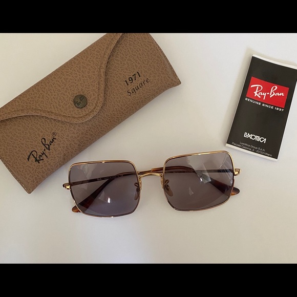 Ray-Ban sunglasses 1971-V